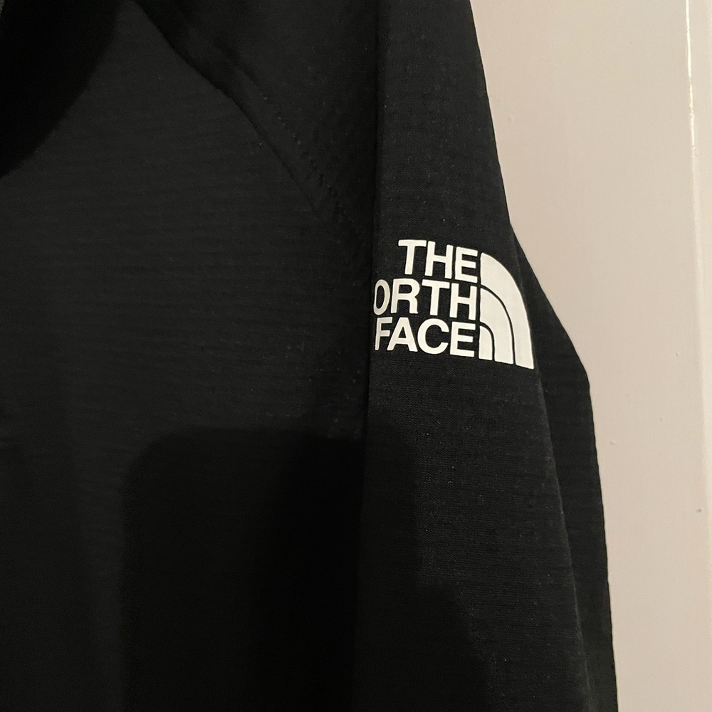 The North Face sweater - Picture 2 of 5